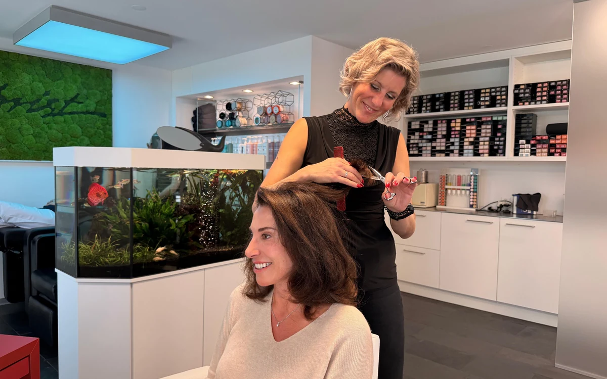 Haarschnitt und Styling bei Zobrist Intercoiffure Lenzburg