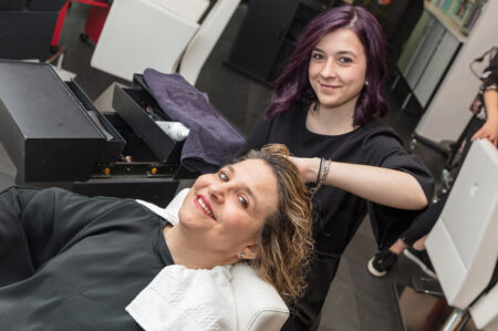 zobrist-intercoiffure-faerben01_700x465px